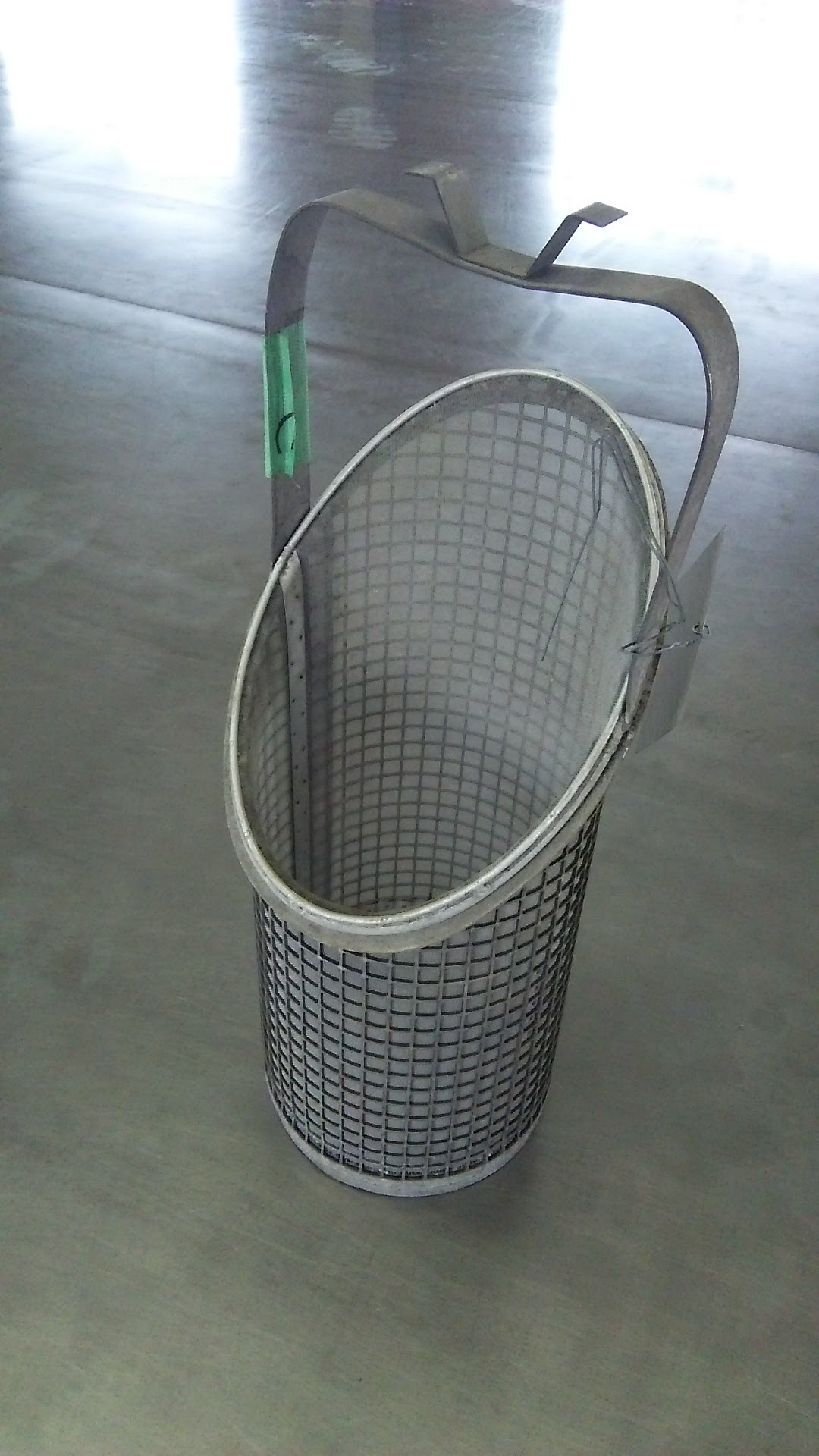 ストレーナー張り替え